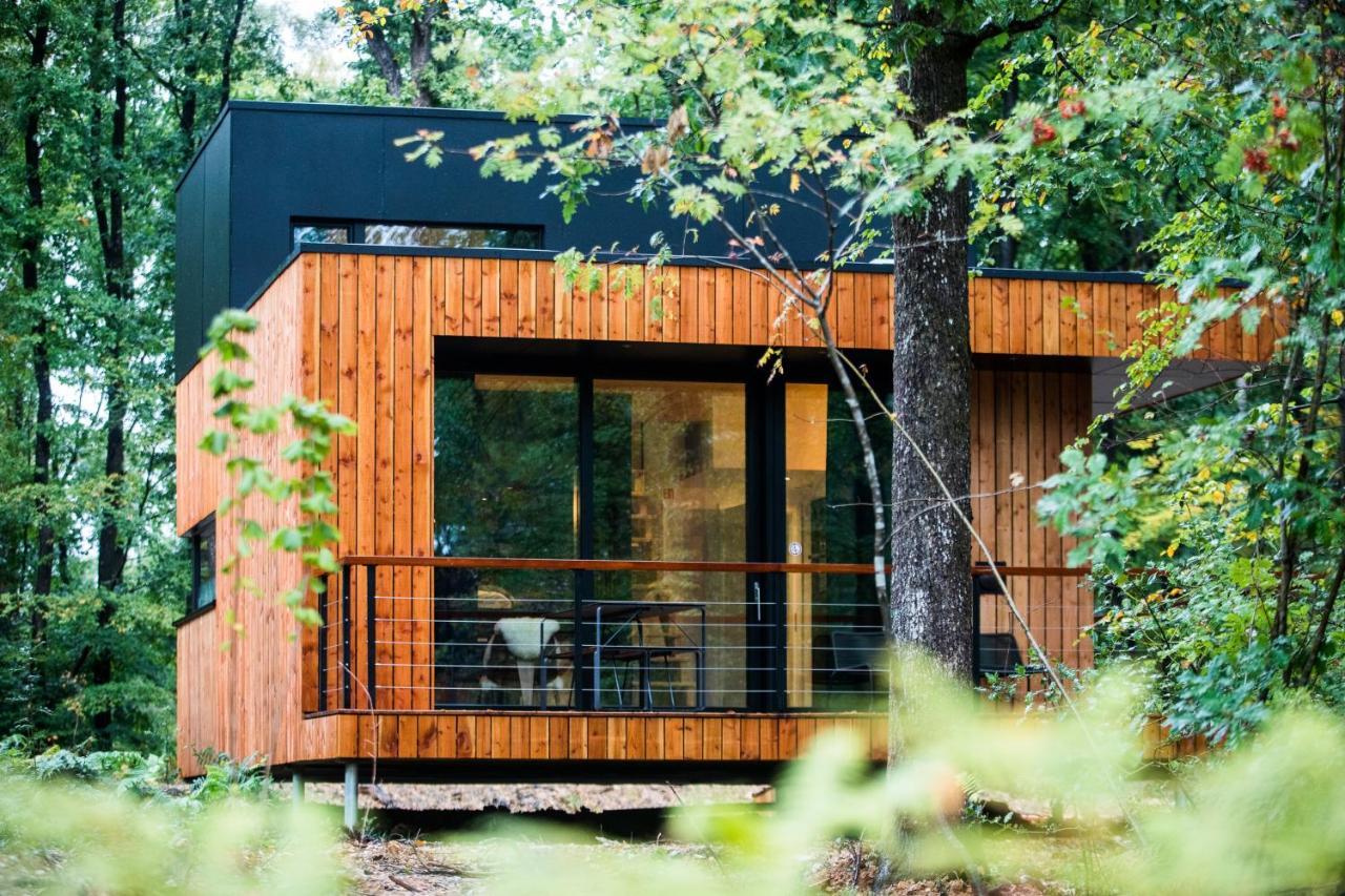 Forest Cube Oignies Eksteriør billede
